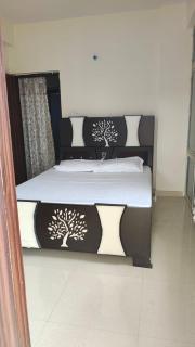 Maruti Primium Homestay - 7
