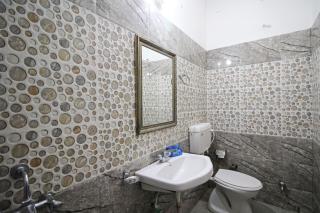 Hotel O Dehradun Railway Station Road Formerly North Star Residency - 6