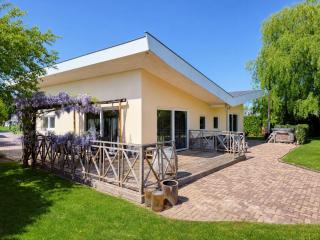 Villa Vera - Comfort, Space, Sauna & Hot Tub in Private Garden - 9