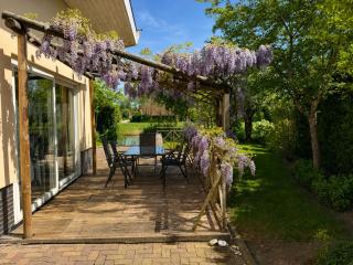 Villa Vera - Comfort, Space, Sauna & Hot Tub in Private Garden - 8