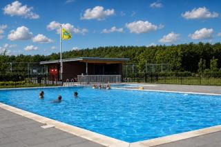 Villa Vera - Comfort, Space, Sauna & Hot Tub in Private Garden - 4