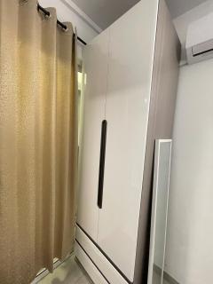 Cozy Room 10min from Airport - 4