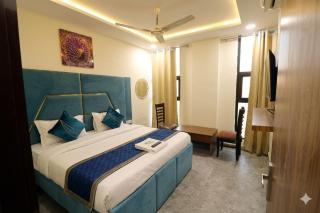 Hotel Indrapuram Grand - 7