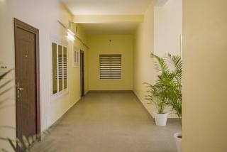 Spacious 2 BHK Premium Apartment Near CIAL Airport - 9