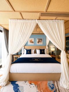 M Hotels at Porto Marina - 7