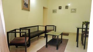 Four Seasons Guesthouse - 7