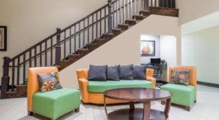 Days Inn by Wyndham Ashland - 1