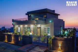 StayVista at Grey Sky 3 BHK villa with Pool, Balcony, and Scenic View at Udaipur - 0