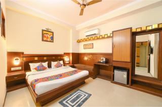 FabHotel Aayansh - 9