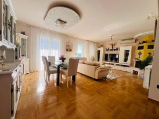 Spacious apt w pool and sea view 2 min to beach - 7