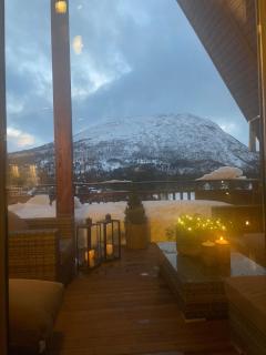 Delicate top apartment with large terrace in Bjorli - 2