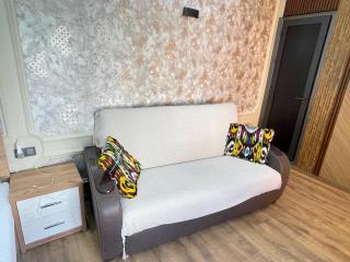 Movarun Family Guest House - 4