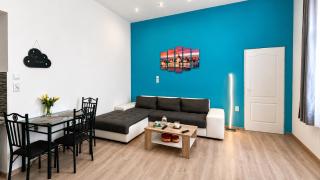 Elza House - 0