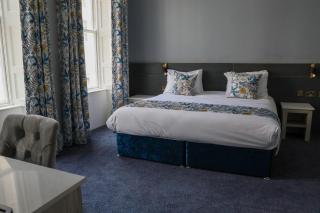 The Burton Residences - 6
