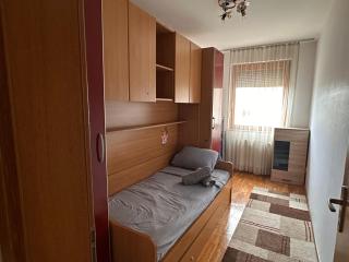 Large 3-Bedroom Stay in Prishtina - 5