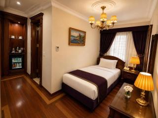 GLK PREMIER The Home Suites & Spa - 6