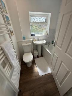 Rotherham 3 Bedroom Contractors Accommodation - 5