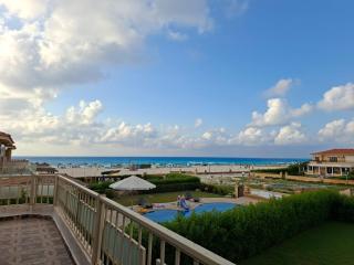 Third row, sea view, charming on the Mediterranean - 5