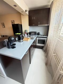 Porto cozy 1BDR near Airport and Metro w WiFi - 4
