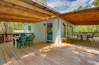 On-Site Spring & River Access! Sunshine State Stay - 2