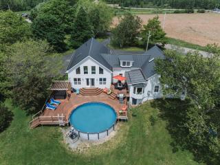 Hillcrest Cottage with Private Pool, Hot tub - 0