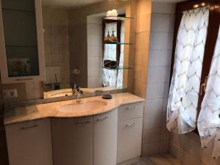 Gran's House - 4
