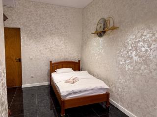 Hotel Elegant 2 - 6