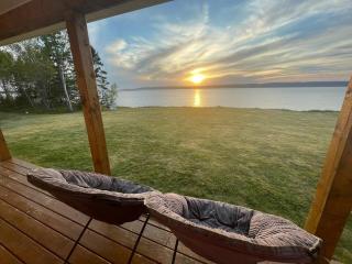 Bras d'Or Lake Escape Waterfront Home - 9