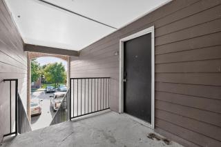 Relaxing Kingsgate 2BR - 6