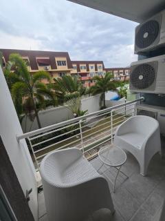 Charming Serene 2BR with Pool & Gym New Kingston - 3