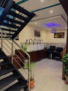 Go Glam Hotel IJP Road - 1