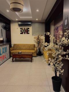Go Glam Hotel IJP Road - 6