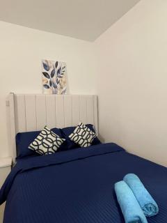 3BHK near Airport Modern & Comfy Apartment - 5