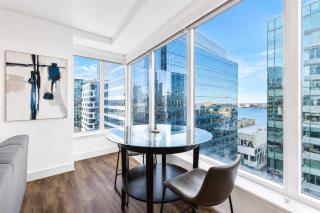 Spacious Apt In Seaport - 5