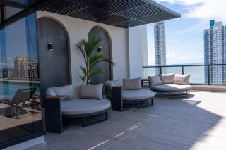 Modern City Escape with Park Views in Panama - 2