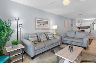 Pelican Beach Terrace 1503 - 1