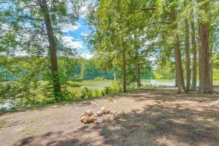 Cozy Cabin Retreat at Letchworth Valley Resort - 9