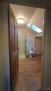 No1 Central Hot Tub & Pool Table - Sleeps 20 - 2