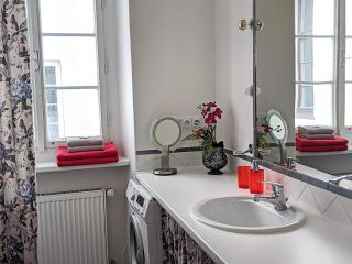 Charming Quiet Retreat Near Charles Bridge - 7