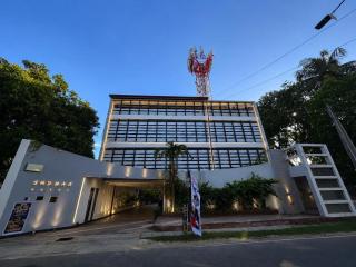 Subhas Tourist Hotel - 0