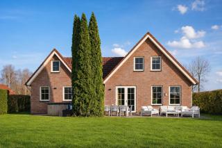 Comfort Villa Buitenlust 14p - Spacious Private Garden & Hot Tub - 6