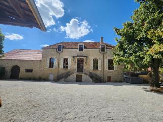 Maison de charme en bourgogne, Maison Chevêche - 0