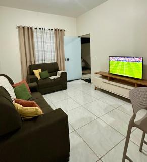 Casa completa - ar, wifi, garagem para 2 carros - 2