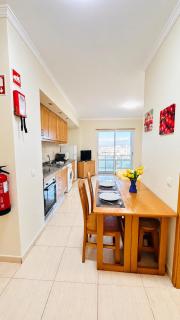 Praia da Rocha, 601 Faia, Lovely Studio, Air Conditioning and Free WIFI, by IG - 9