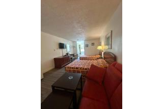 American Inn by Hotel O Metter - 1