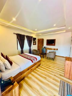 Hotel Attic Empire - 7