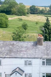 18th Century Cottage with Stunning Garden Views - 9