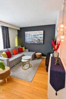 North York Quiet Room#2 - 8
