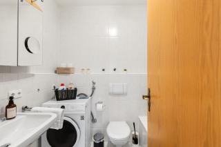 GOLTAN Apartment in Neutraubling - Zentral, WIFI, Parkplatz - 5