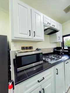 Central Luxury Apartments - 7